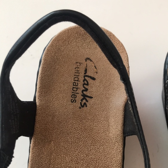 Women’s Clarks Sandals With Toe Sz9 - Picture 2 of 4